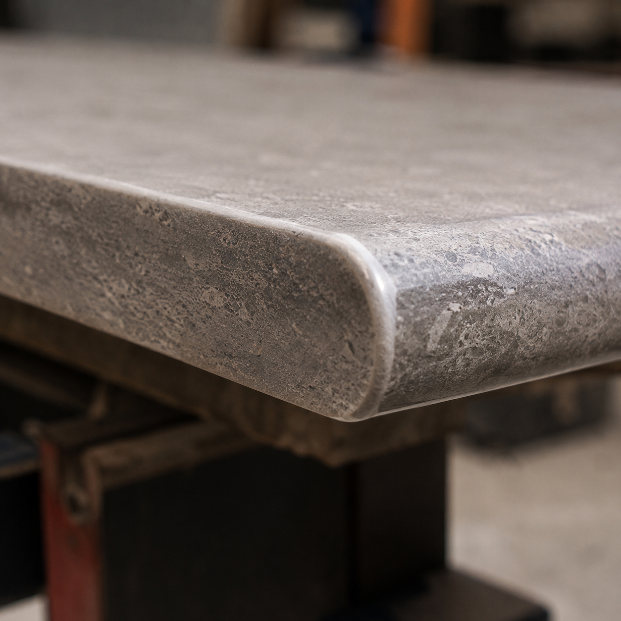 Perfect full bullnose edge finish on natural stone worktop produced by the M14 Full Bullnose Profile Wheel